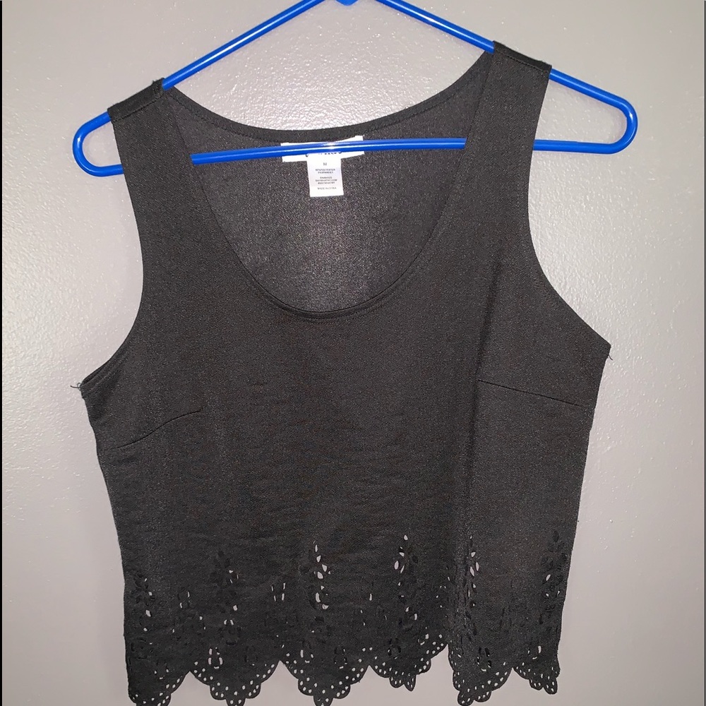 Say what? Elegant black crop top